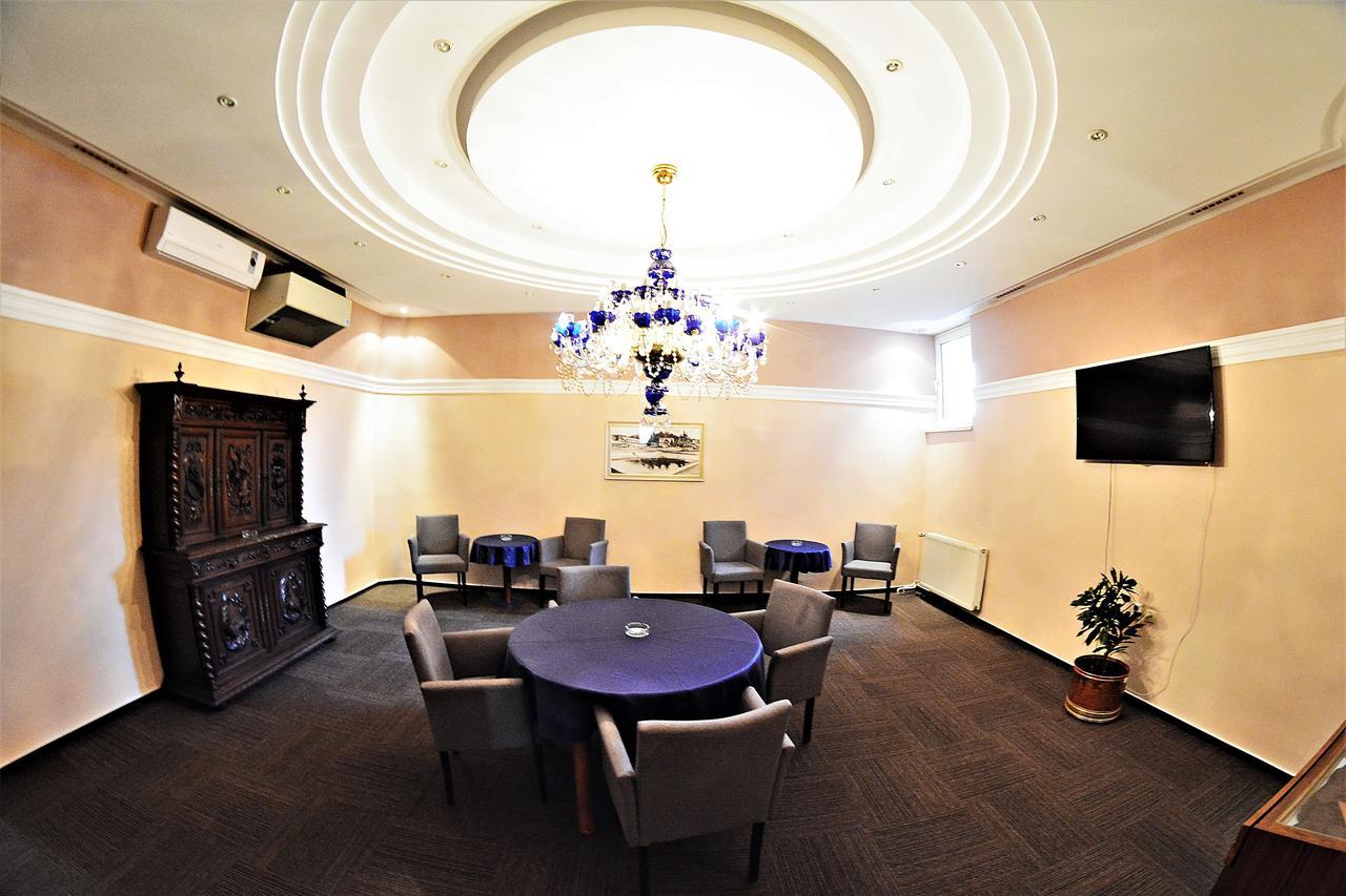 Alexandra Sport Hotel ปูโฮ ภายนอก รูปภาพ